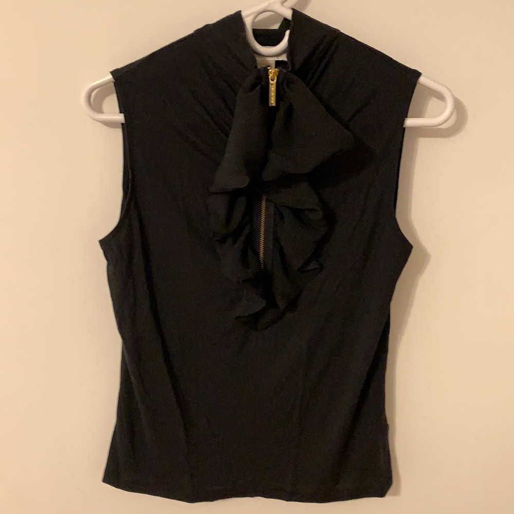 Sleeveless tank top